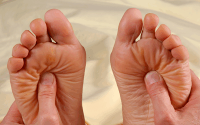 La réflexologie plantaire peut-elle aider à soulager une sciatique ?